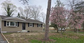 401 TIMBERLINE DR, Mount Laurel, NJ 08054