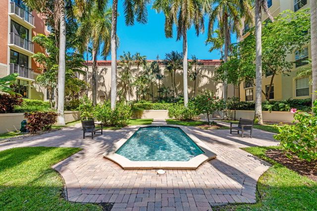 720 S Sapodilla Avenue 106, West Palm Beach, FL 33401