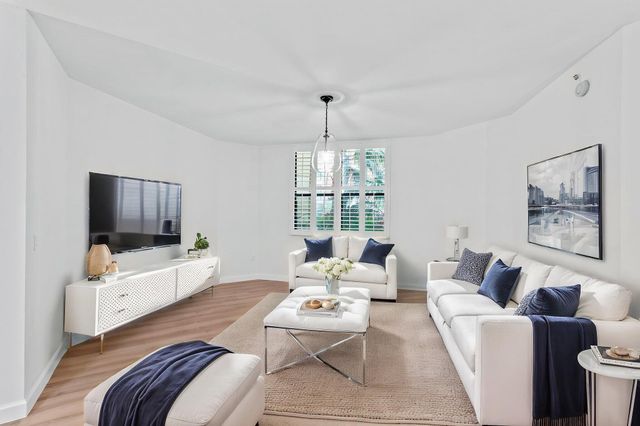720 S Sapodilla Avenue 106, West Palm Beach, FL 33401