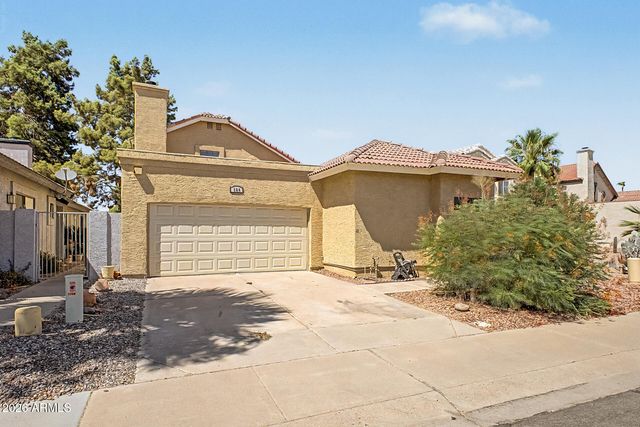 184 S Willow Creek Street, Chandler, AZ 85225