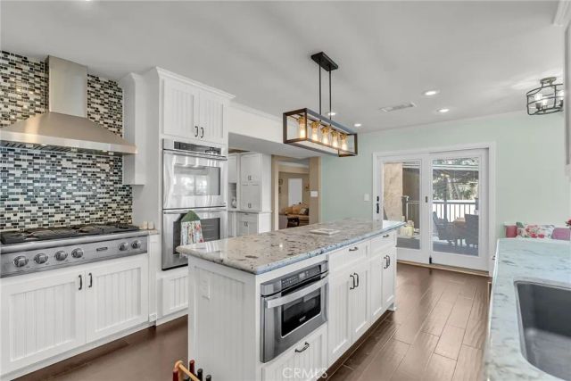 7384 Golden Star Avenue, Riverside, CA 92506