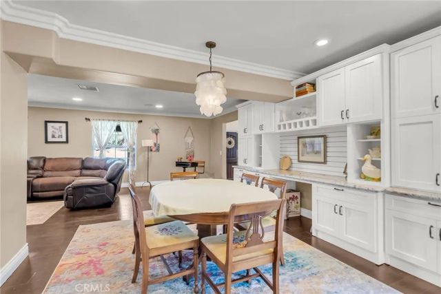 7384 Golden Star Avenue, Riverside, CA 92506