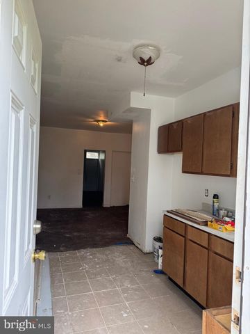 1512 N MOUNT ST, Baltimore, MD 21217