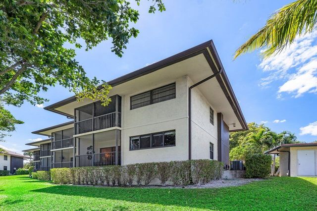 501 Greensward Lane 101-C, Delray Beach, FL 33445
