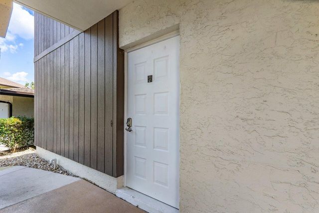 501 Greensward Lane 101-C, Delray Beach, FL 33445