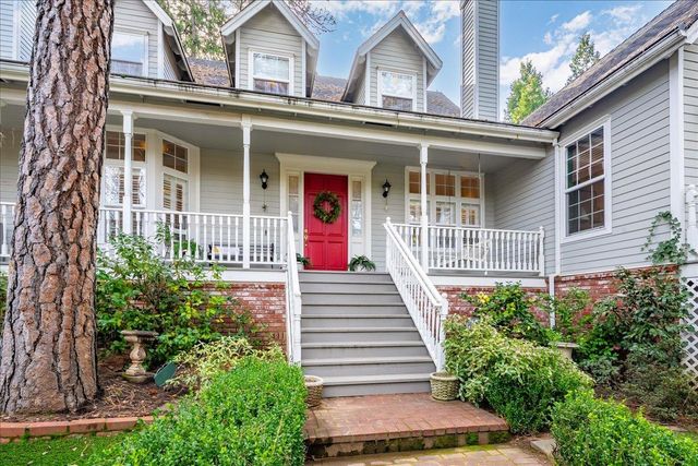 2920 Mount Danaher Rd, Camino, CA 95709