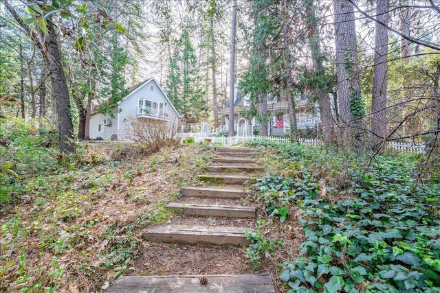 2920 Mount Danaher Rd, Camino, CA 95709