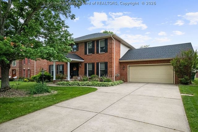 112 Willowood Circle, Hurricane, WV 25526