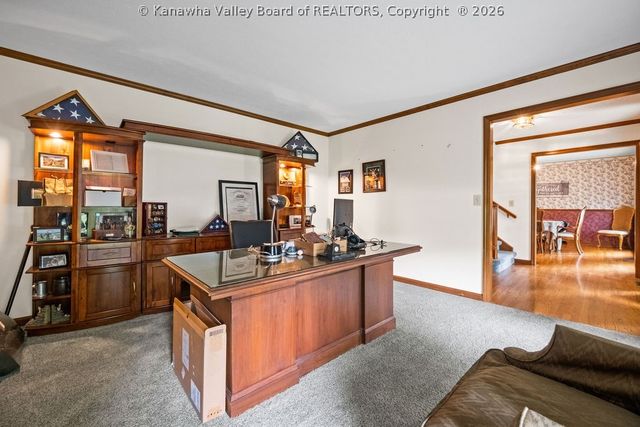 112 Willowood Circle, Hurricane, WV 25526