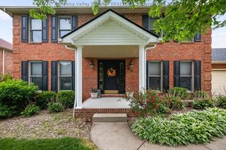 112 Willowood Circle, Hurricane, WV 25526