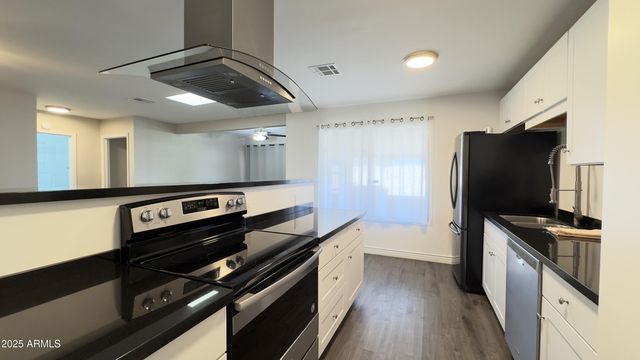 10562 W Campana Drive, Sun City, AZ 85351