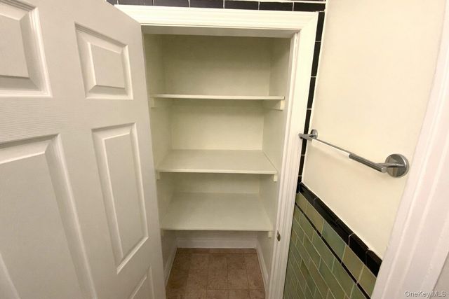 4705 189th Street, Flushing, NY 11358