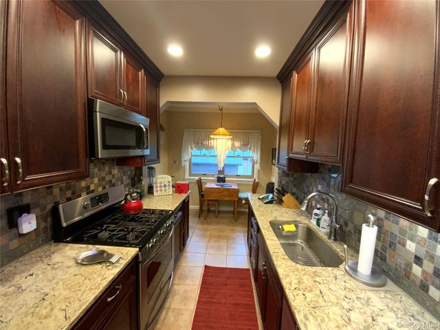 4705 189th Street, Flushing, NY 11358