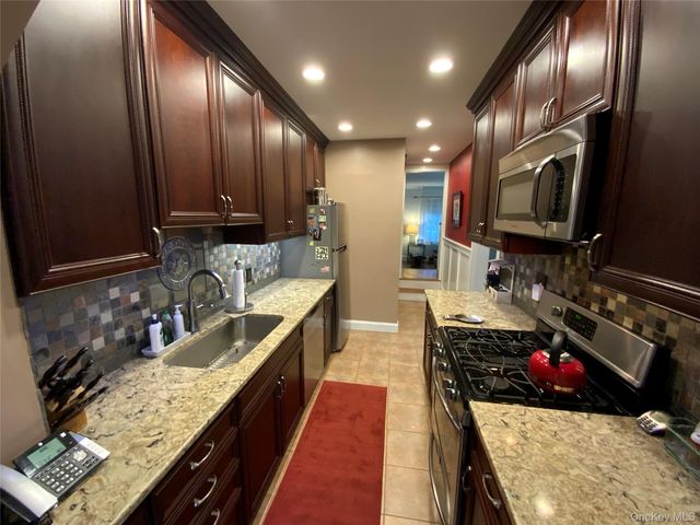 4705 189th Street, Flushing, NY 11358