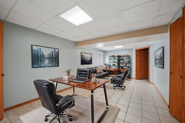 501 Bloomfield Drive, Bolingbrook, IL 60440