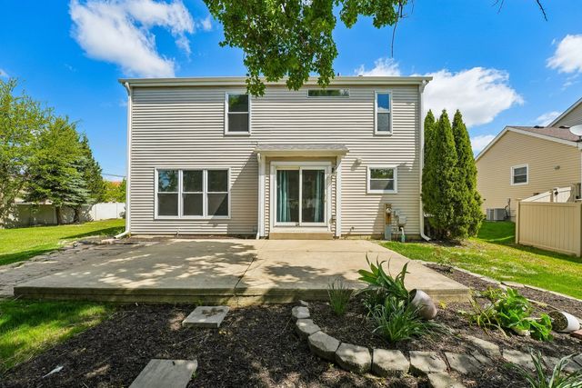 501 Bloomfield Drive, Bolingbrook, IL 60440