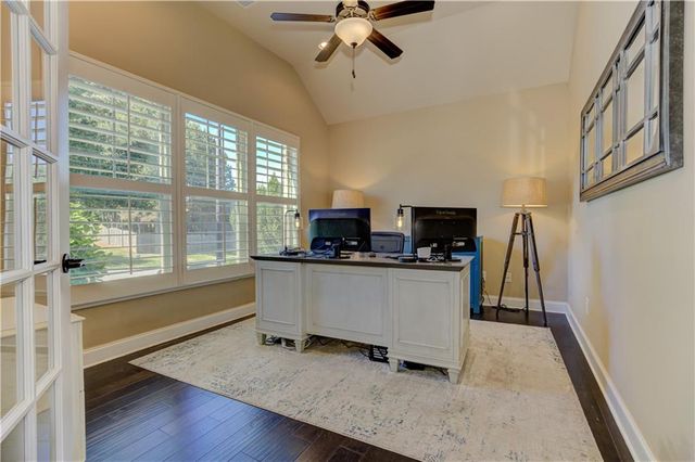 405 Acorn Run, Canton, GA 30115