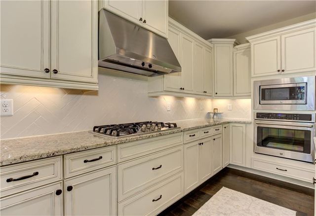 405 Acorn Run, Canton, GA 30115