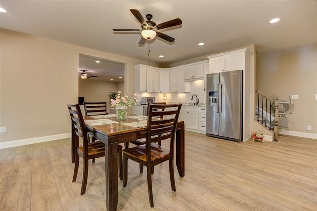 405 Acorn Run, Canton, GA 30115
