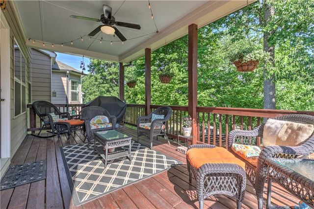 405 Acorn Run, Canton, GA 30115