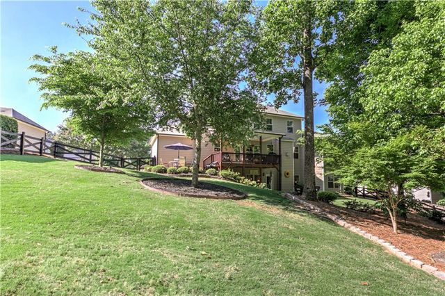 405 Acorn Run, Canton, GA 30115
