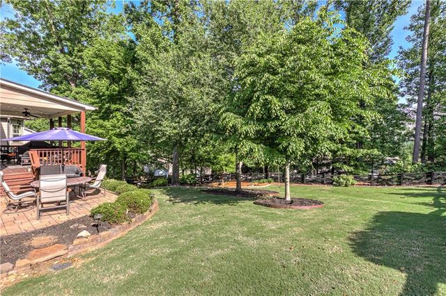405 Acorn Run, Canton, GA 30115