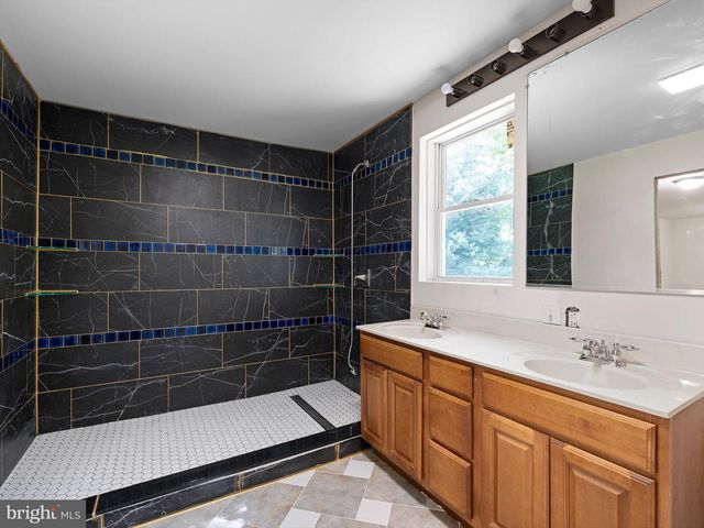 16327 OLD MILL RD, Lewes, DE 19958