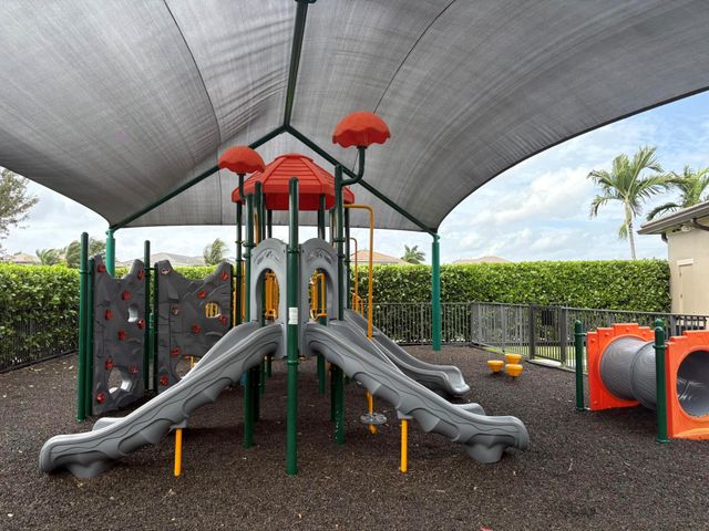 16743 Picardy Way, Delray Beach, FL 33446