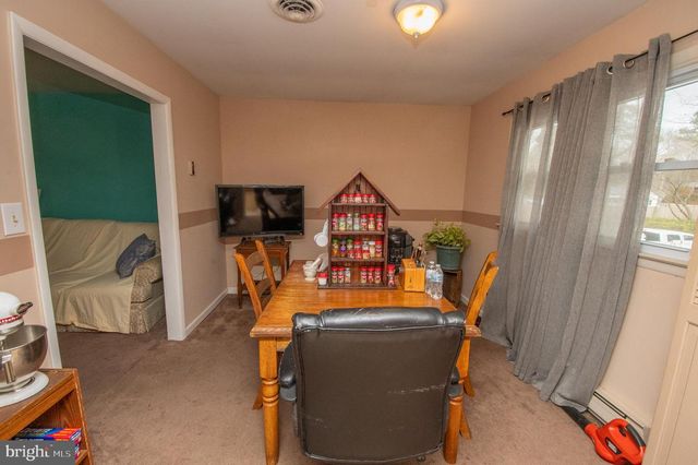 8331 AVALON BLVD, Salisbury, MD 21804