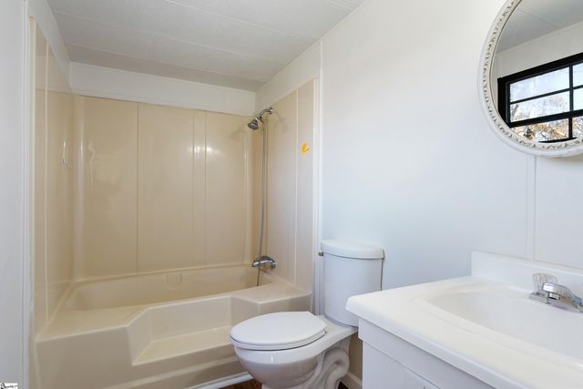 486 Indian Mound Road, Laurens, SC 29360