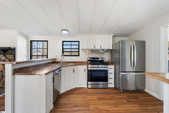 486 Indian Mound Road, Laurens, SC 29360