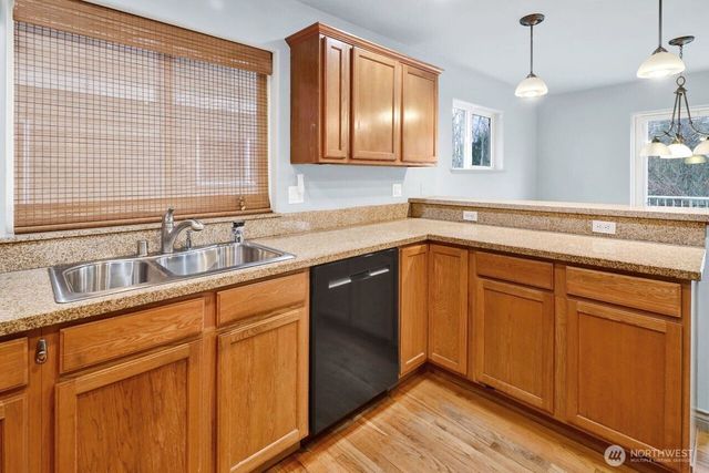 814 E Kellogg Road, Bellingham, WA 98226