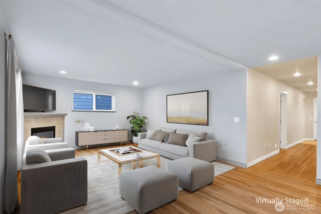 814 E Kellogg Road, Bellingham, WA 98226