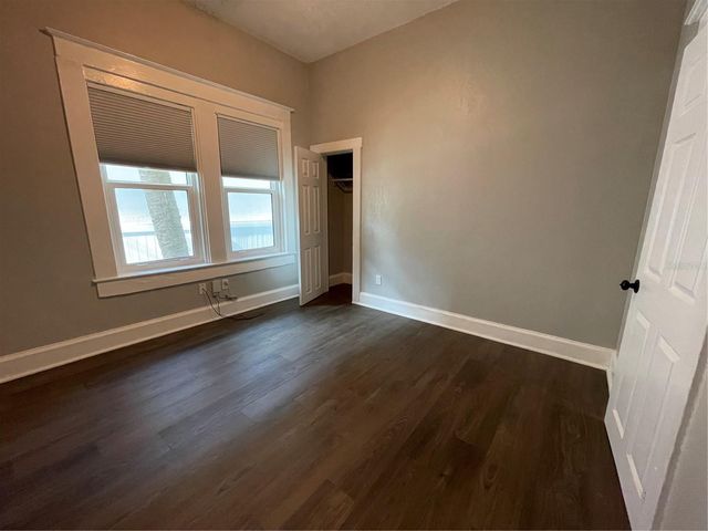 1932 W SPRUCE STREET, Tampa, FL 33607