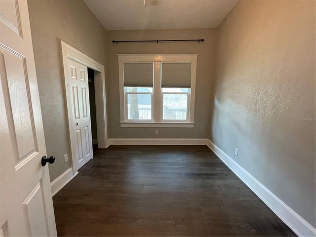 1932 W SPRUCE STREET, Tampa, FL 33607