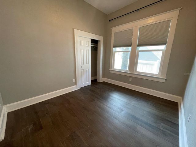 1932 W SPRUCE STREET, Tampa, FL 33607