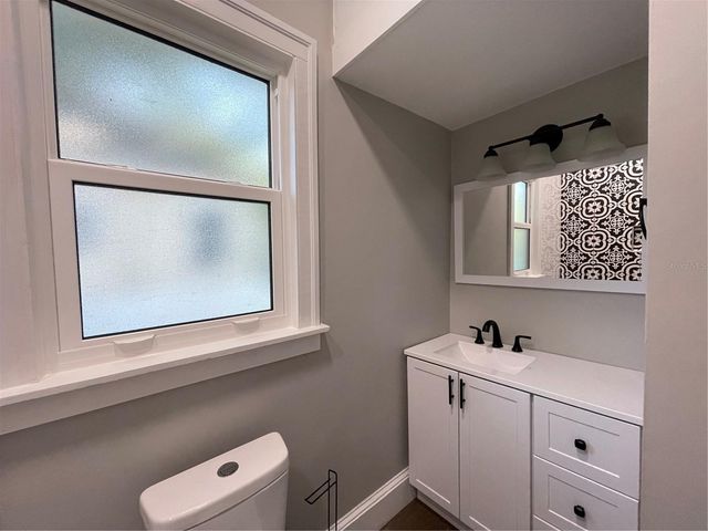 1932 W SPRUCE STREET, Tampa, FL 33607