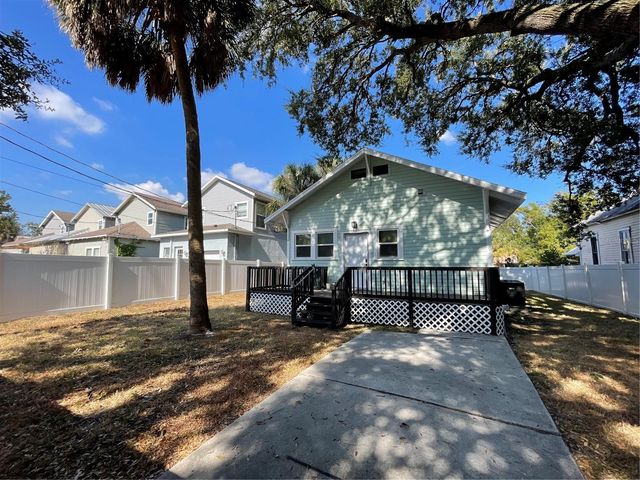 1932 W SPRUCE STREET, Tampa, FL 33607
