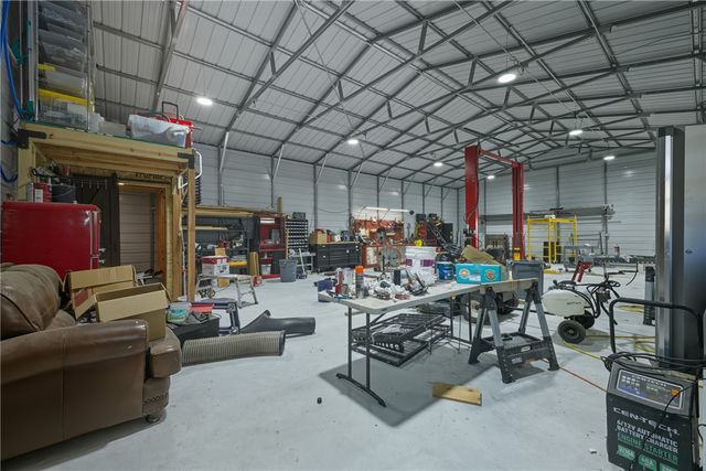 6997 South Fm 2038, Bryan, TX 77808