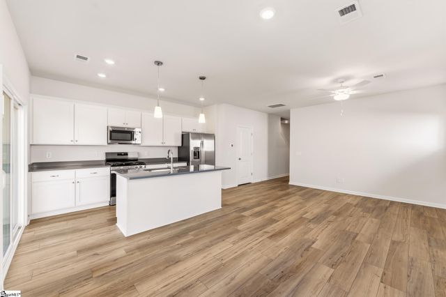 45 Nonnington Way, Taylors, SC 29687