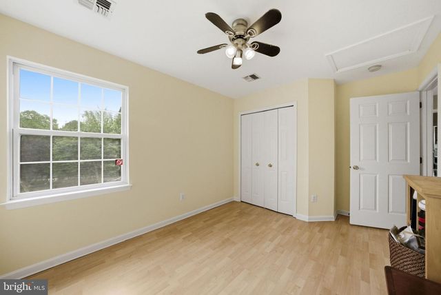 51 STONEHEDGE DR, Hightstown, NJ 08520