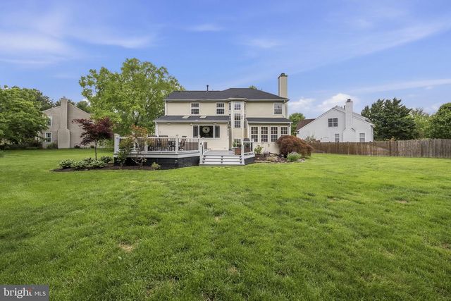 51 STONEHEDGE DR, Hightstown, NJ 08520