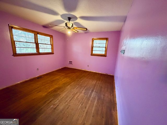 43 Sycamore Drive, Toccoa, GA 30577