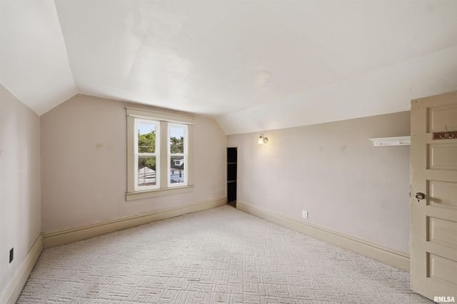 410 PEKIN Avenue, East Peoria, IL 61611