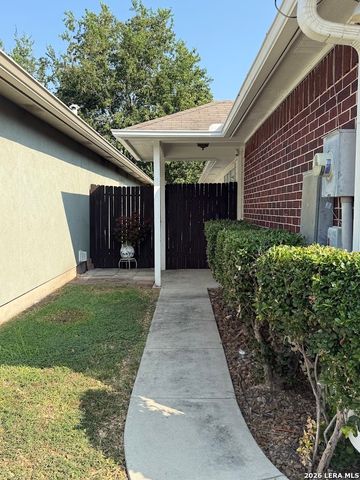 212 DOGWOOD DR, New Braunfels, TX 78130
