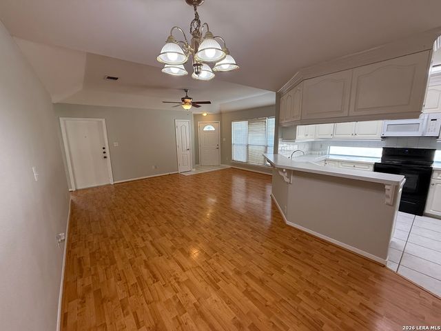 212 DOGWOOD DR, New Braunfels, TX 78130