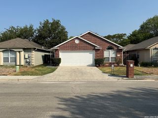 212 DOGWOOD DR, New Braunfels, TX 78130