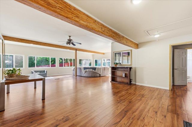 549 Glenwood Rd, Grass Valley, CA 95945