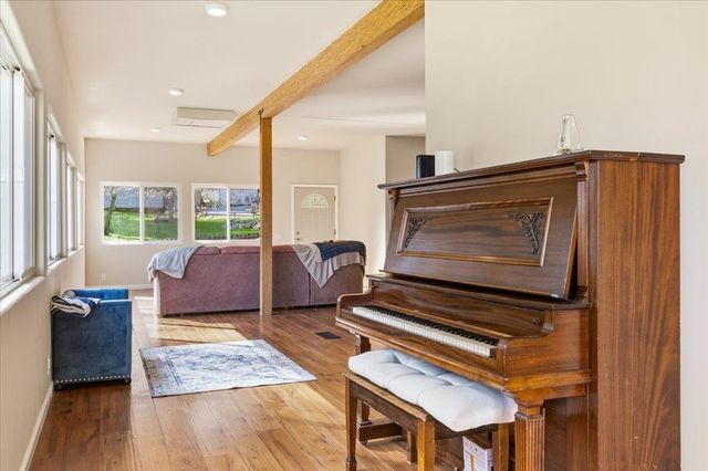 549 Glenwood Rd, Grass Valley, CA 95945