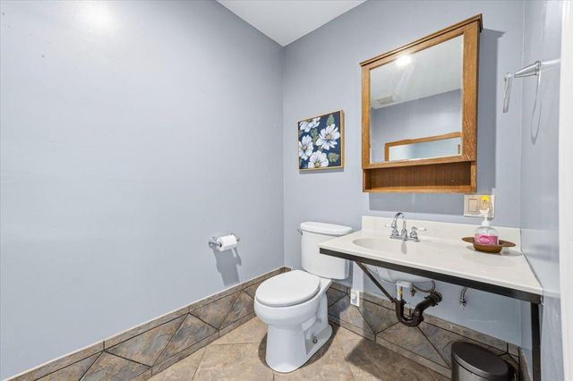 549 Glenwood Rd, Grass Valley, CA 95945